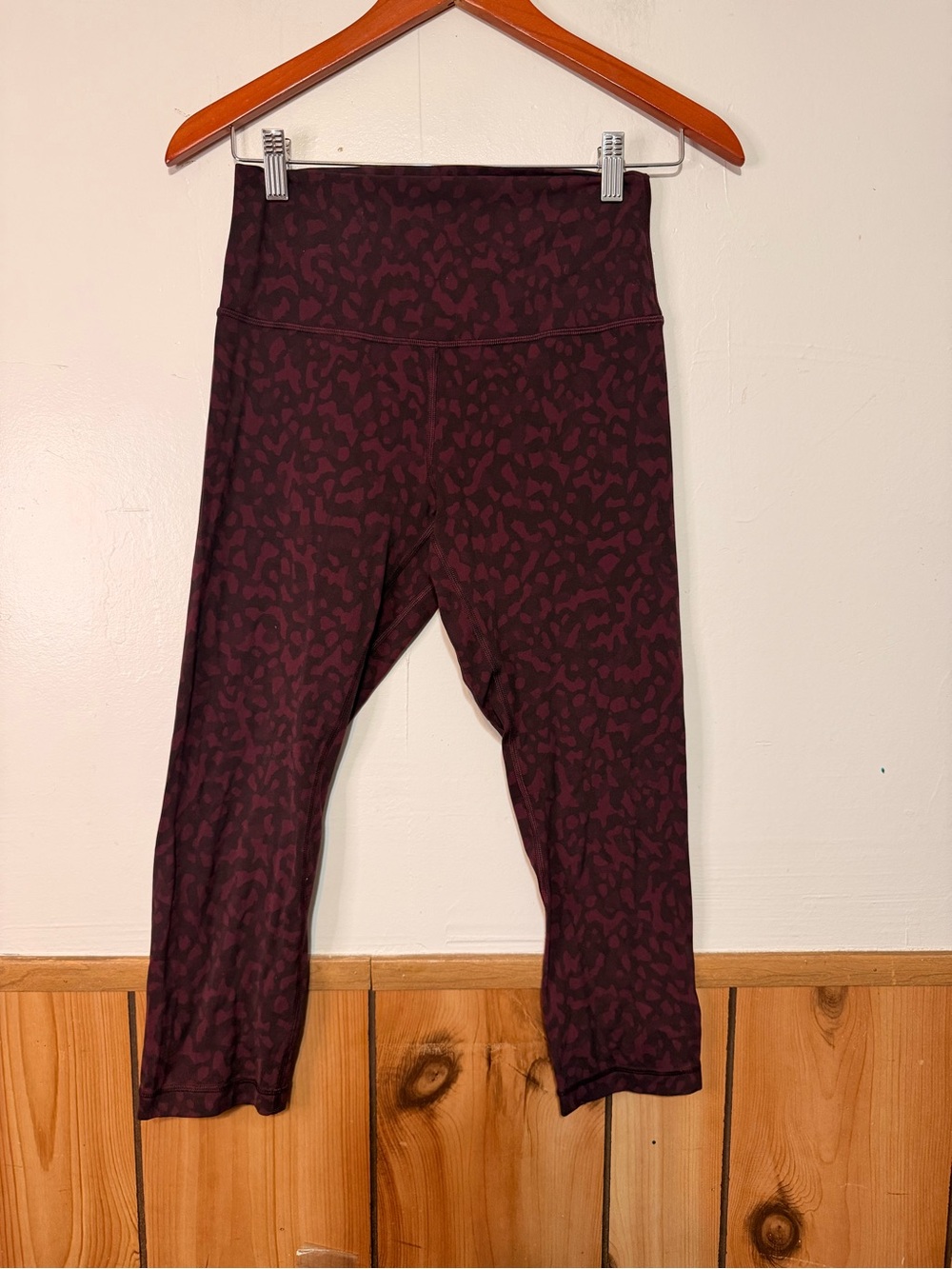 lululemon athletica Burgundy Animal-Print Cropped Leggings
